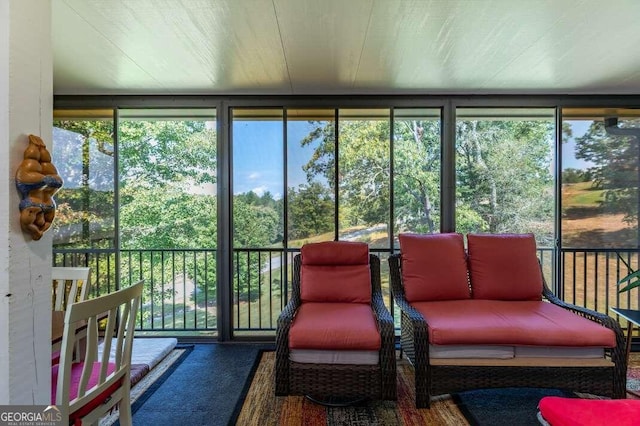 view of sunroom / solarium