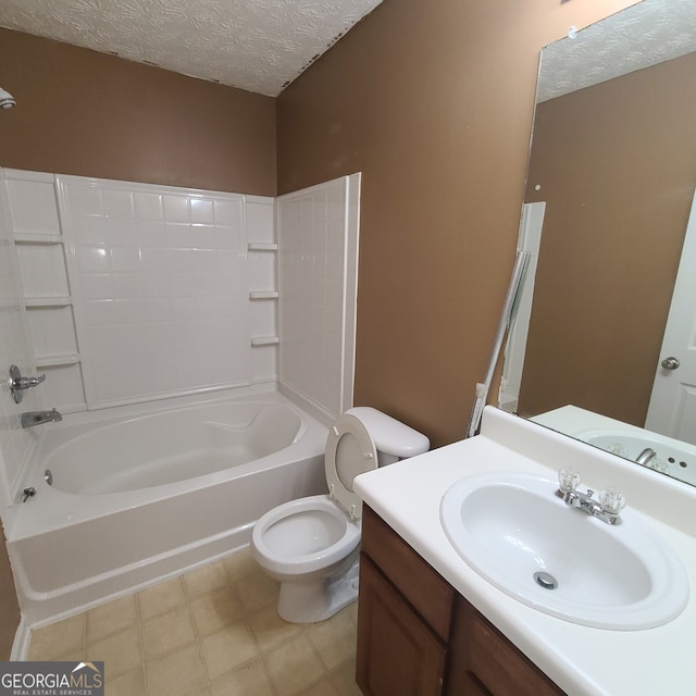 full bathroom featuring shower / tub combination, vanity, toilet, and a textured ceiling