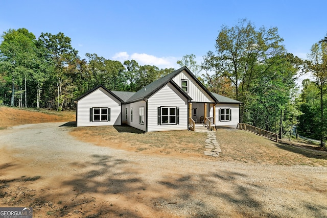 view of front of home