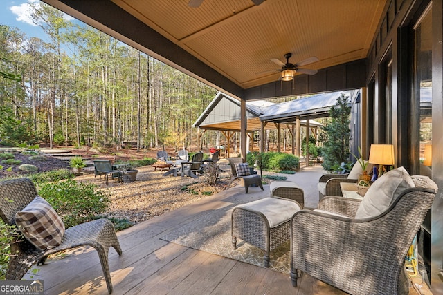 view of patio / terrace with outdoor lounge area and ceiling fan