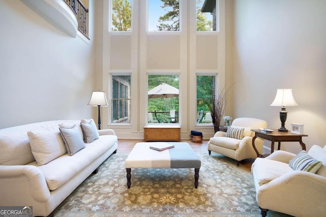 interior details with hardwood / wood-style floors