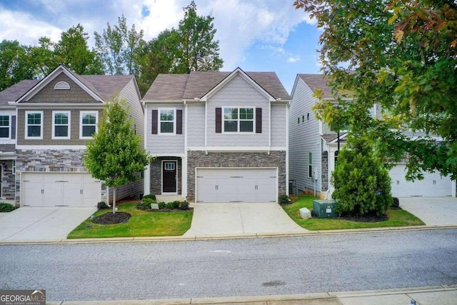 view of front of house featuring a garage