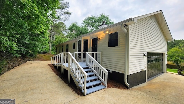 view of front of home featuring a garage