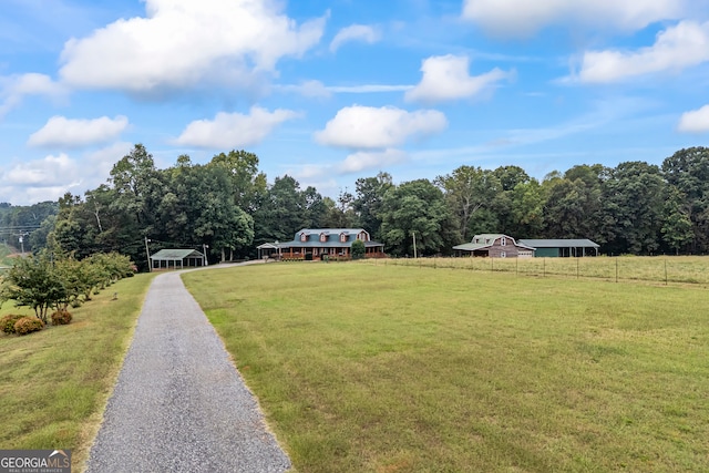 view of yard featuring a rural view