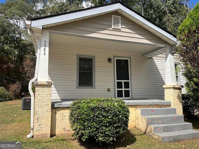 view of front facade featuring covered porch