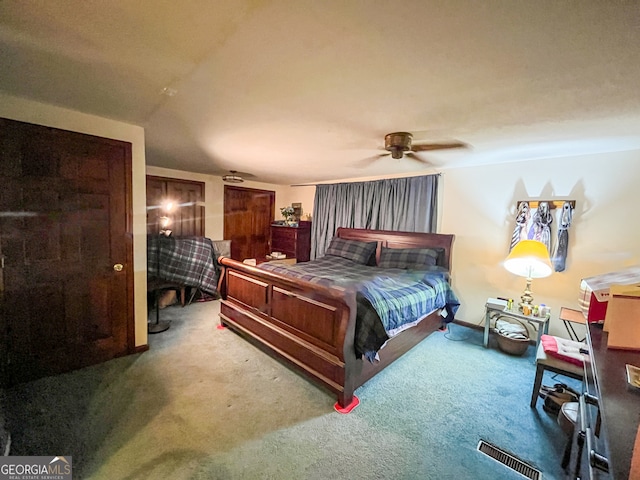 bedroom with carpet and ceiling fan