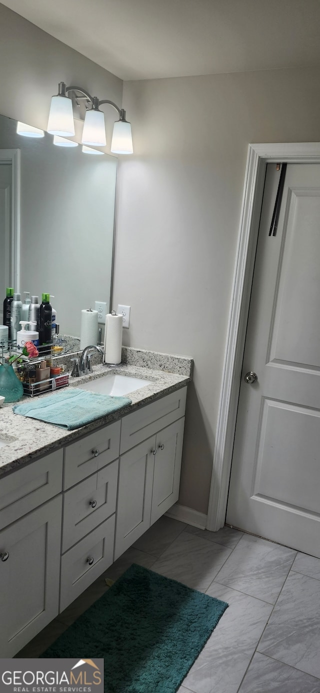 bathroom with vanity