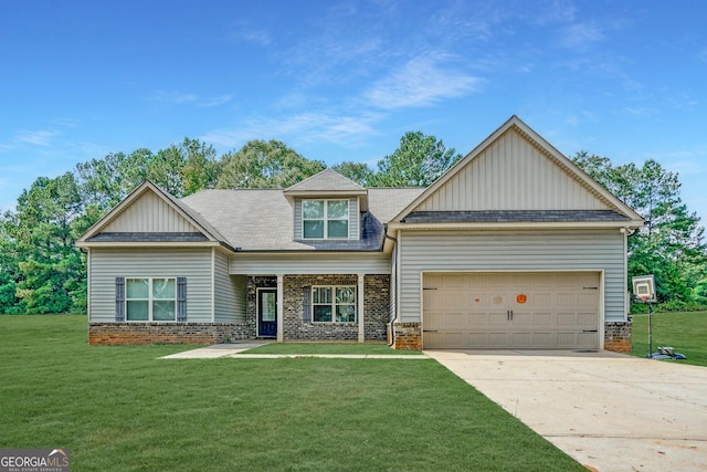 craftsman inspired home featuring a garage and a front yard