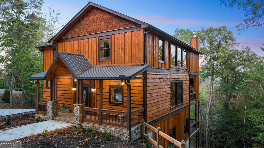 exterior space featuring a porch