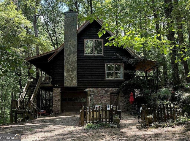 view of front of home featuring a garage