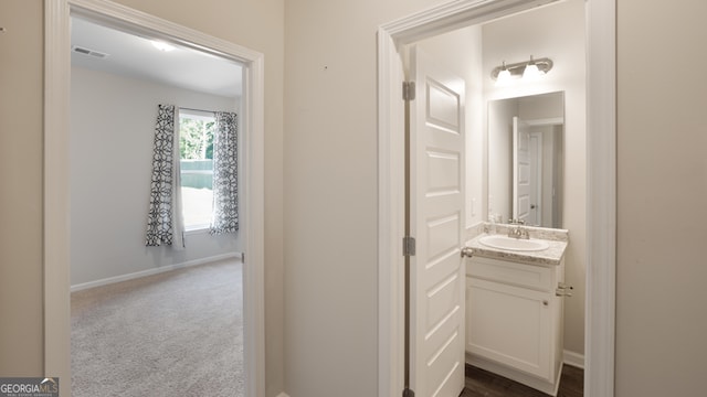 bathroom with vanity