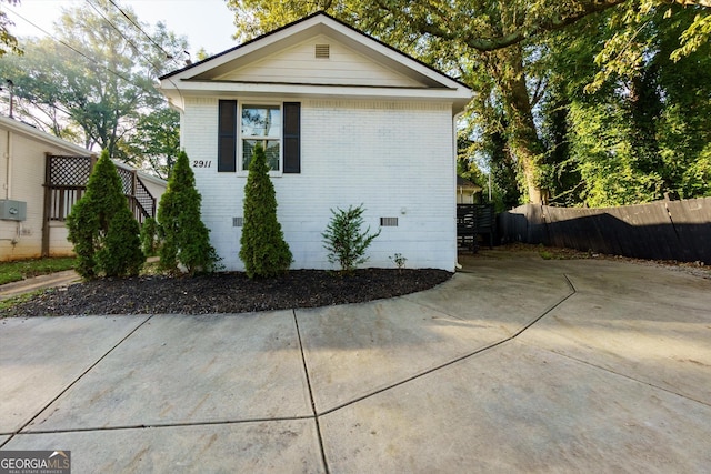 2911 Glenwood Ave SE, Atlanta, GA 30317 - view of side of home with a patio area
