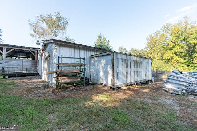 1651 Mergendollar Rd, Good Hope, GA 30641 - view of outbuilding with fence and an outbuilding