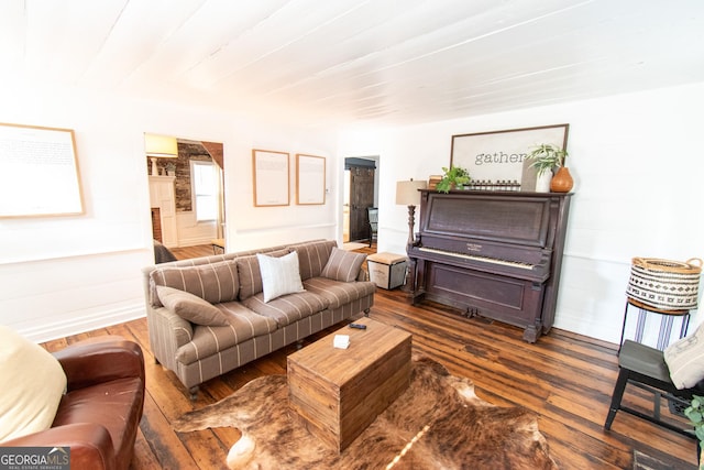 1651 Mergendollar Rd, Good Hope, GA 30641 - living area with dark wood-style flooring