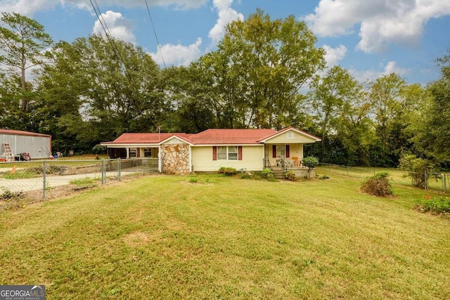 view of front of property with a front lawn