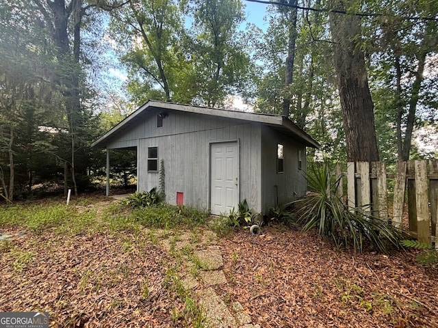 view of outbuilding