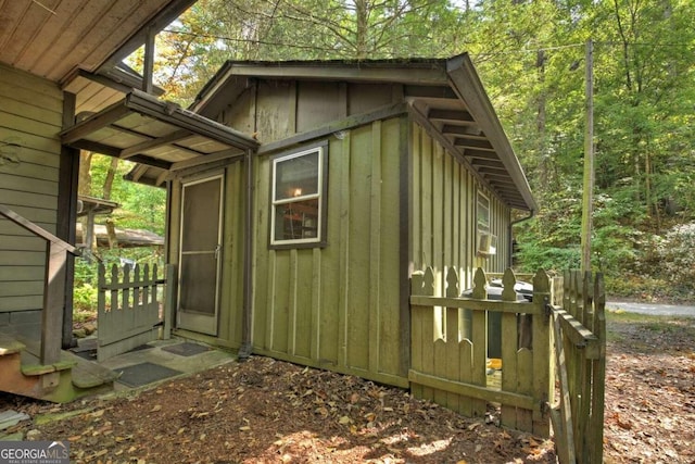 view of outbuilding