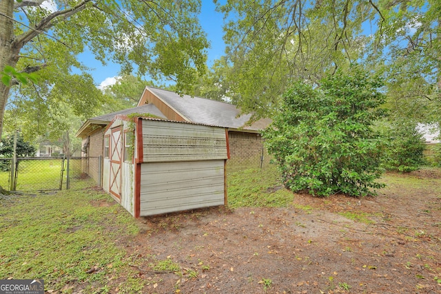 view of outbuilding