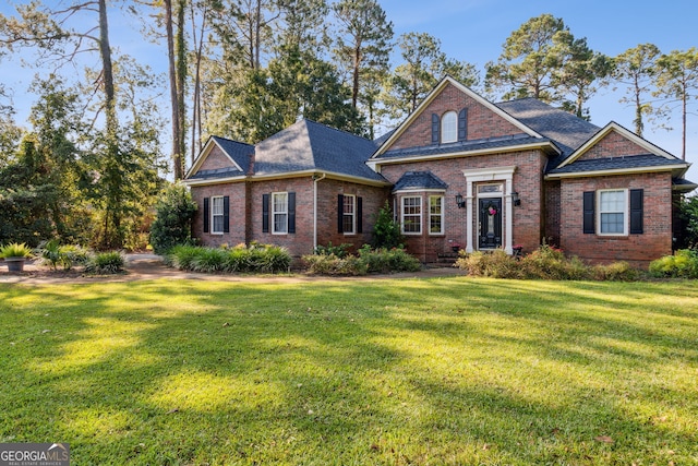 view of front of house with a front yard