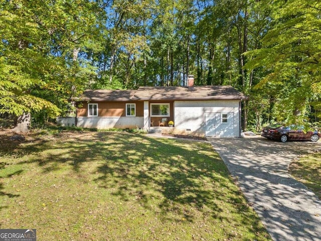 ranch-style home with a front yard