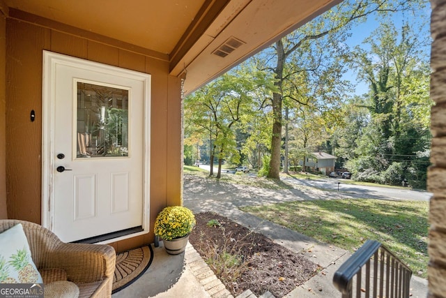 view of property entrance