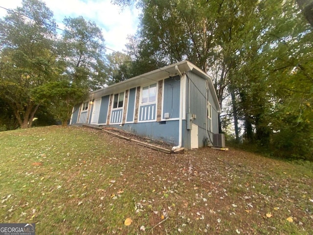 4649 Big Valley Ct, Stone Mountain, GA 30083 - view of front facade featuring central AC