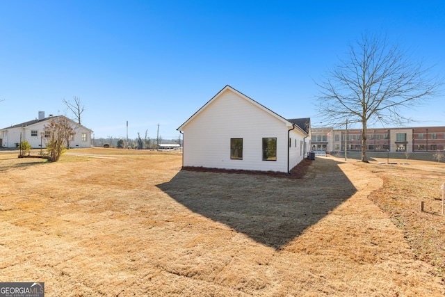 view of side of property