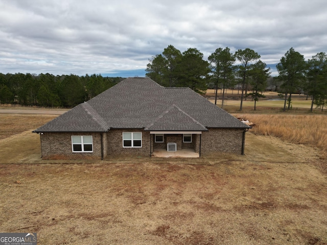 view of front of house featuring a patio area