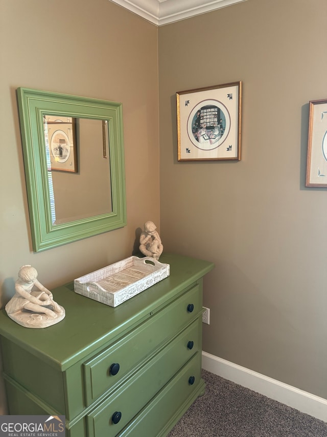 room details with carpet floors and crown molding