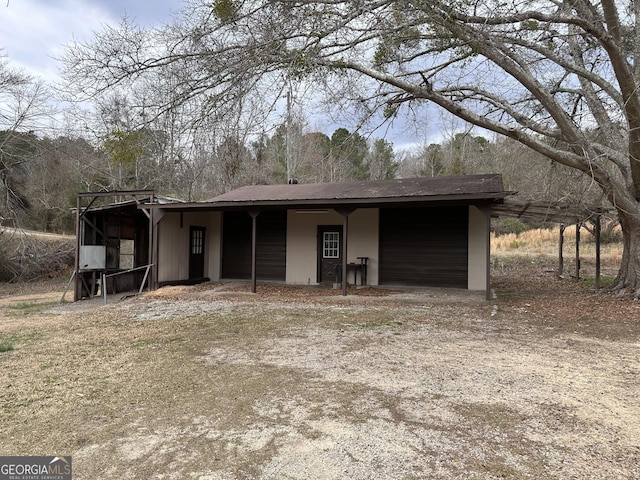 view of front of property