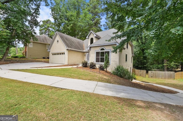 Listing photo 3 for 480 Shyrewood Dr, Lawrenceville GA 30043