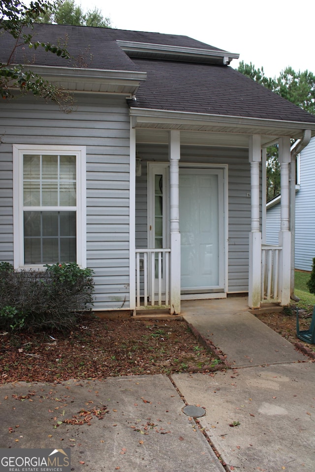 view of entrance to property