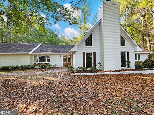 view of front of property