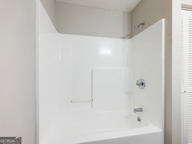 bathroom featuring shower / bathing tub combination