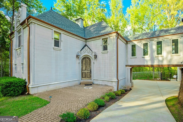 view of front of property