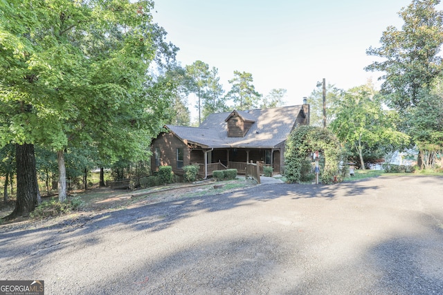 view of front of property