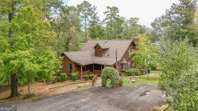 view of front of home featuring a porch