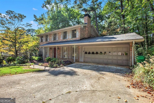 view of front facade featuring a garage