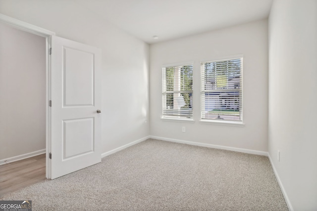 empty room with carpet