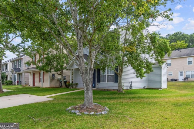 view of front of house featuring a front yard