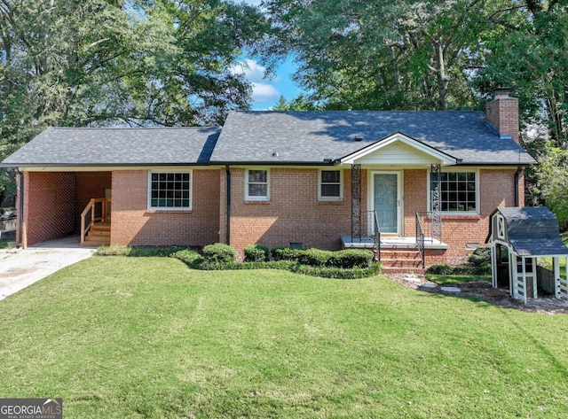 single story home with a front yard