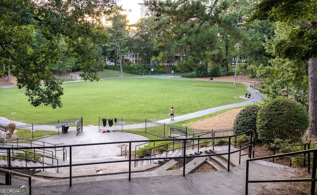 view of home's community featuring a yard