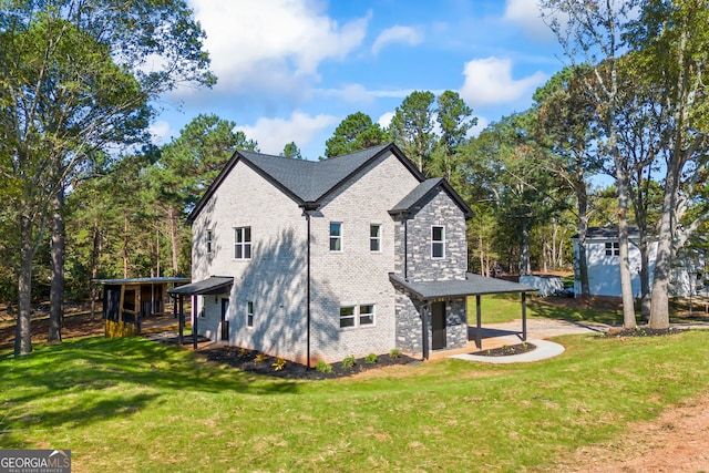 exterior space featuring a lawn