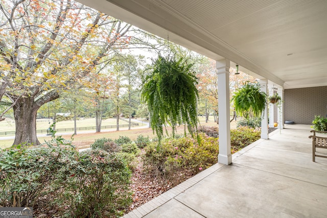 view of patio / terrace featuring covered porch