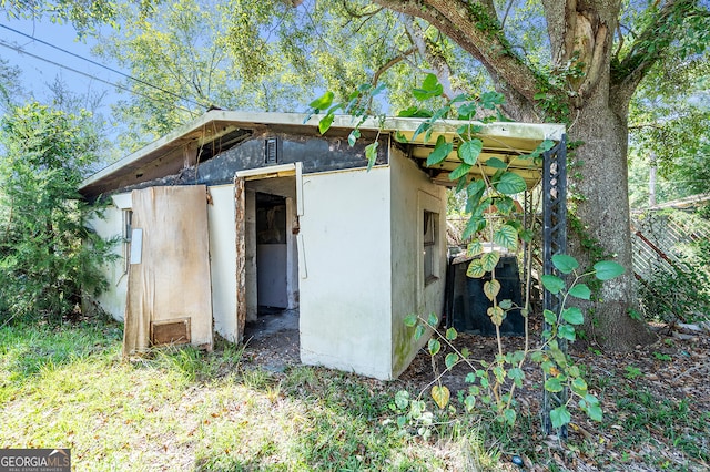 view of outdoor structure