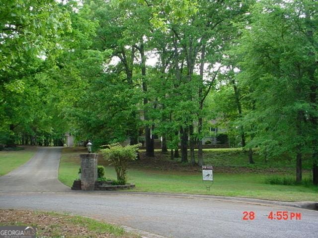 exterior space featuring a yard