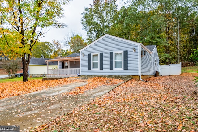 view of front of home featuring covered porch