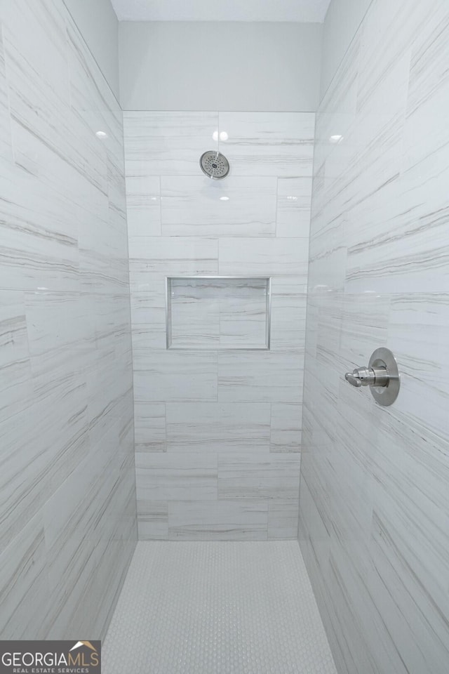 133 Amanda Trce, Kingsland, GA 31548 - full bath featuring a tile shower