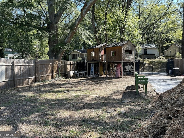 view of yard with fence