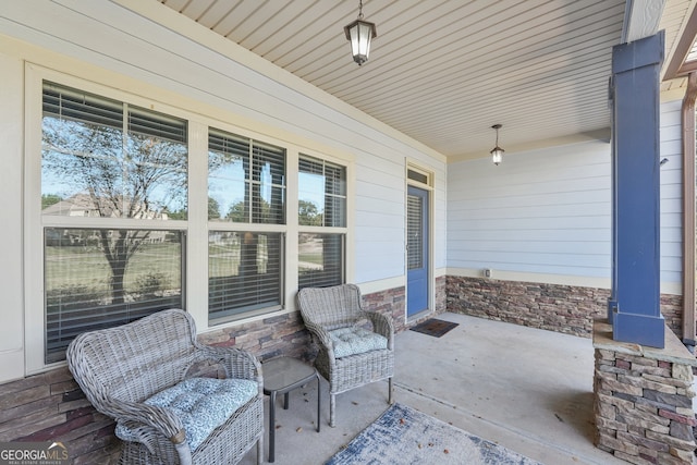 view of patio / terrace with covered porch